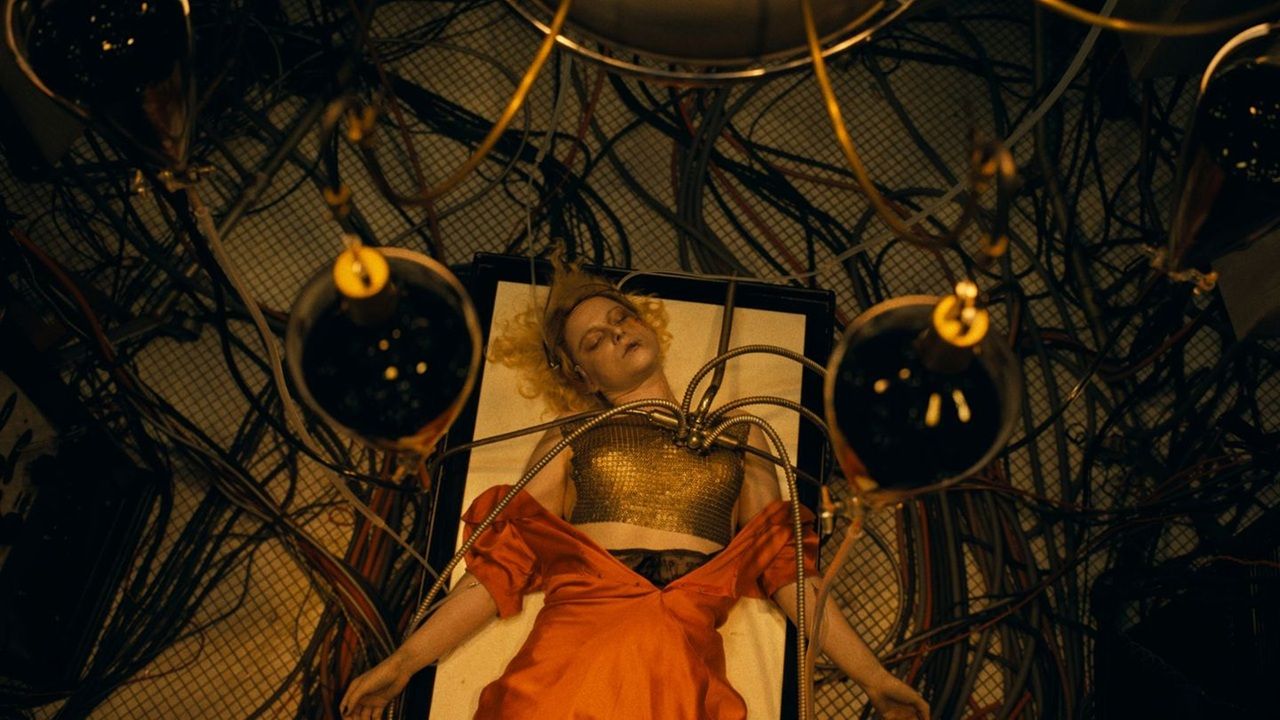 Szene aus "The Bride"