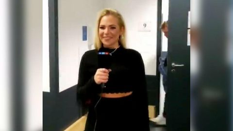 Halbnackter Ramon Roselly überrascht Marina Marx