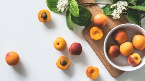 Rezept: Aprikosen-Schmand-Schichtspeise