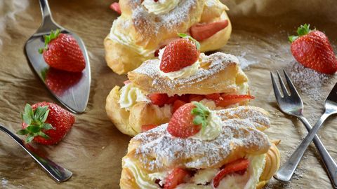 Rezept: Pancakes mit marinierten Erdbeeren