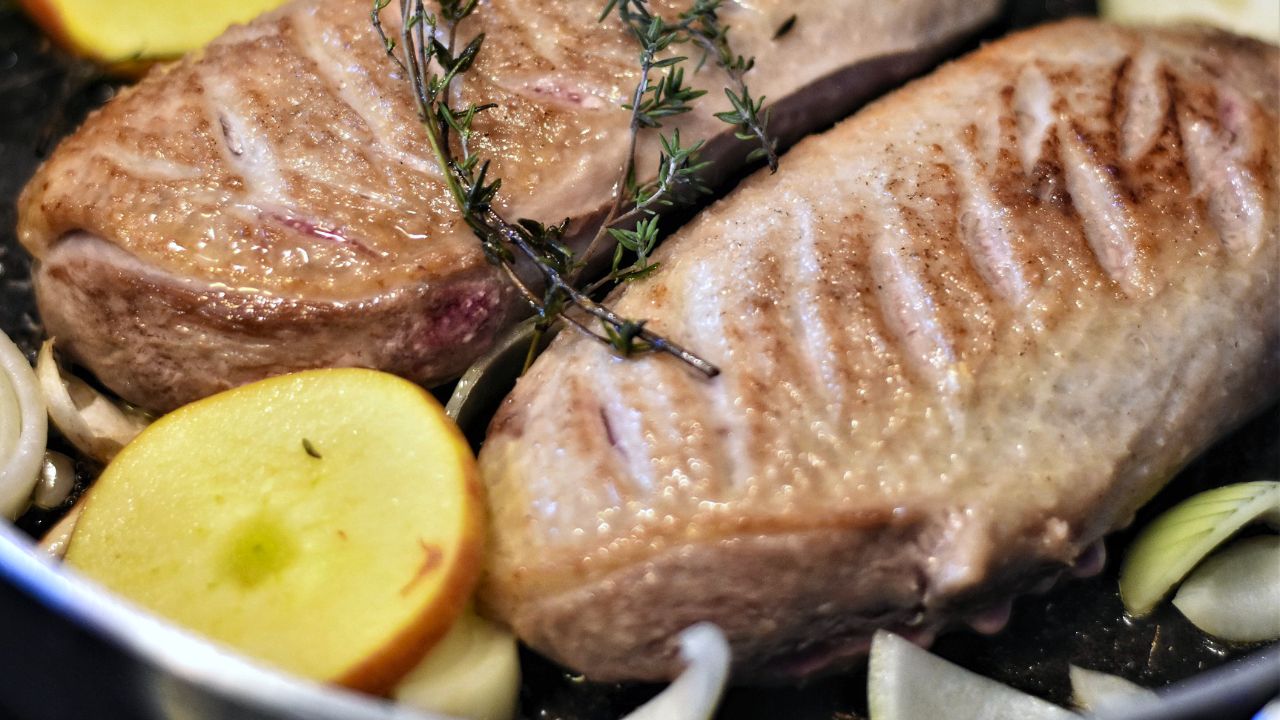 Rezept: Lamm-Medaillons in Kartoffelschnee