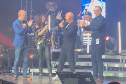 25 Jahre Olaf Henning - Award-Übergabe